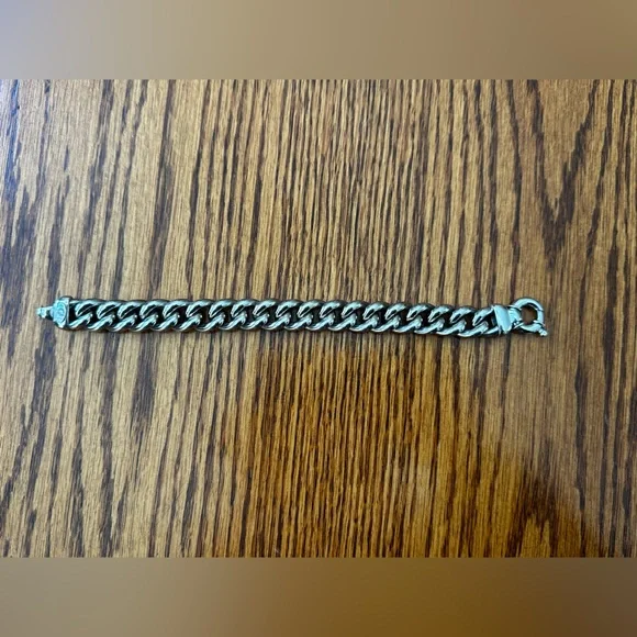 Sterling Silver Women’s Bracelet - Picture 4 of 8